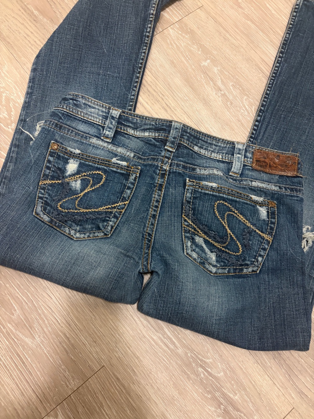 Silver Jeans 30 Women’s Distressed Blue Denim Jeans - Picture 4 of 4
